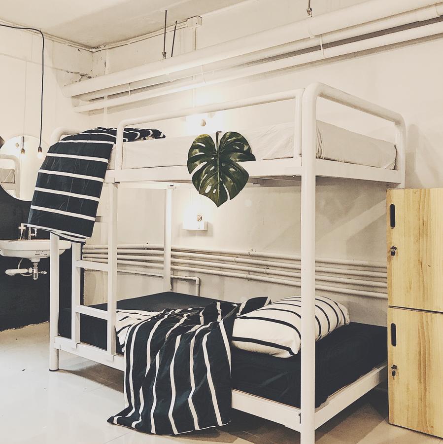 Hostel Beige Poshtels + Netflix Bangkok Zewnętrze zdjęcie